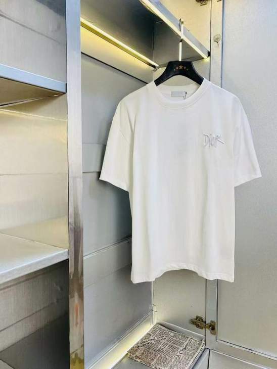 Picture of Dior T Shirts Short _SKUDiorS-XL8qx0515802